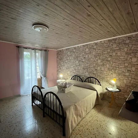 Konukevi Dimora Selu Laurino